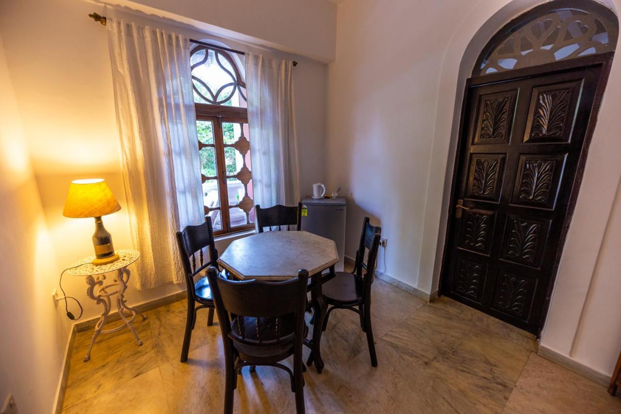 Marbella Guest House Sinquerim Kültér fotó
